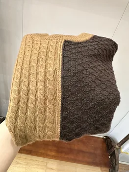 (Naujoje vietoje) F aikštėje susiuvimo šokolado megztinis